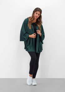 Mantella con cappuccio in maglia verde oliva