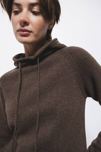 Maglione in lana con cappuccio e coulisse