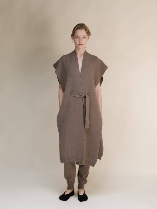 Cardigan mantella senza maniche in misto cashmere