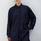 Camicia oversize a quadri blu navy in viscosa