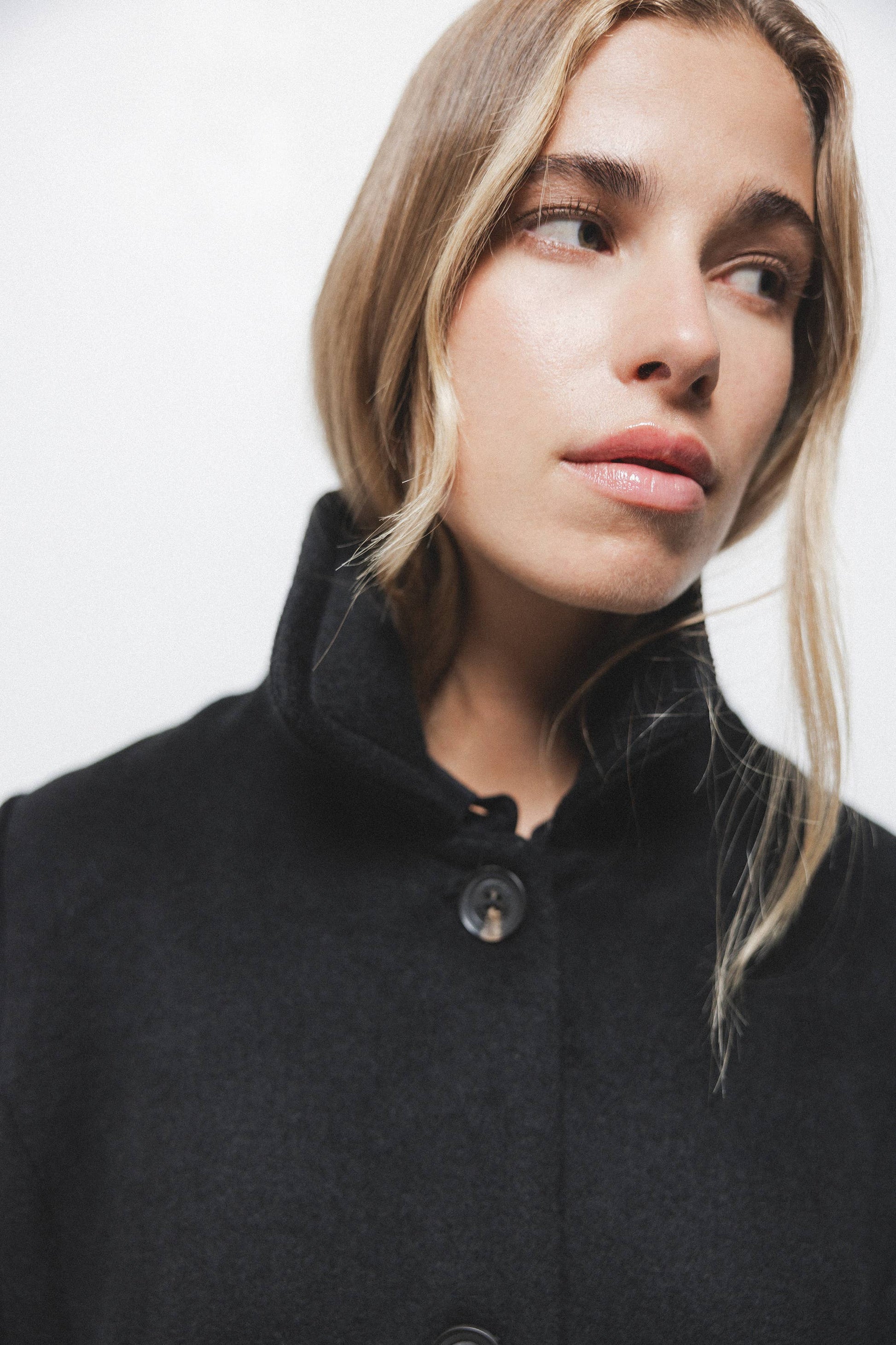 Cappotto lungo minimal con colletto classico
