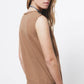 Top smanicato in maglia rasata con girocollo