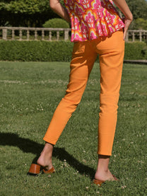 Pantaloni in cotone stretch con applicazioni