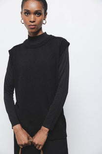 Gilet in maglia rasata girocollo