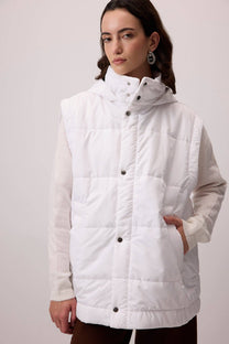 Gilet imbottito con cappuccio