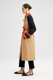 Trench color block con cintura