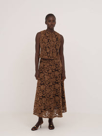Gonna midi elegante in pizzo e velluto marrone