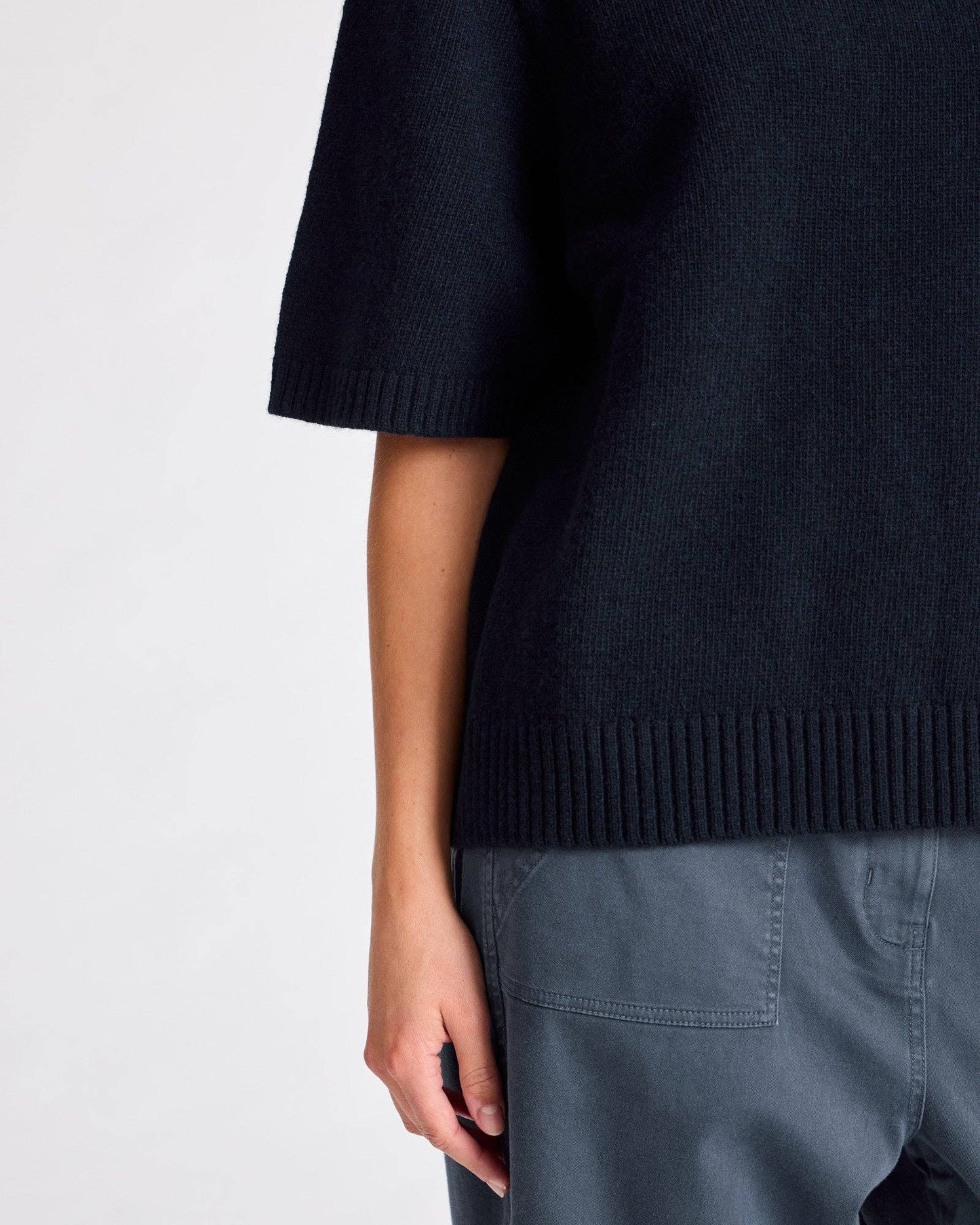 Maglione in lana d’agnello biologica a maniche corte Blu Notte