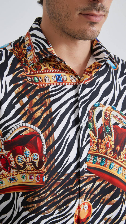 Camicia comfort a fantasia animalier con corone