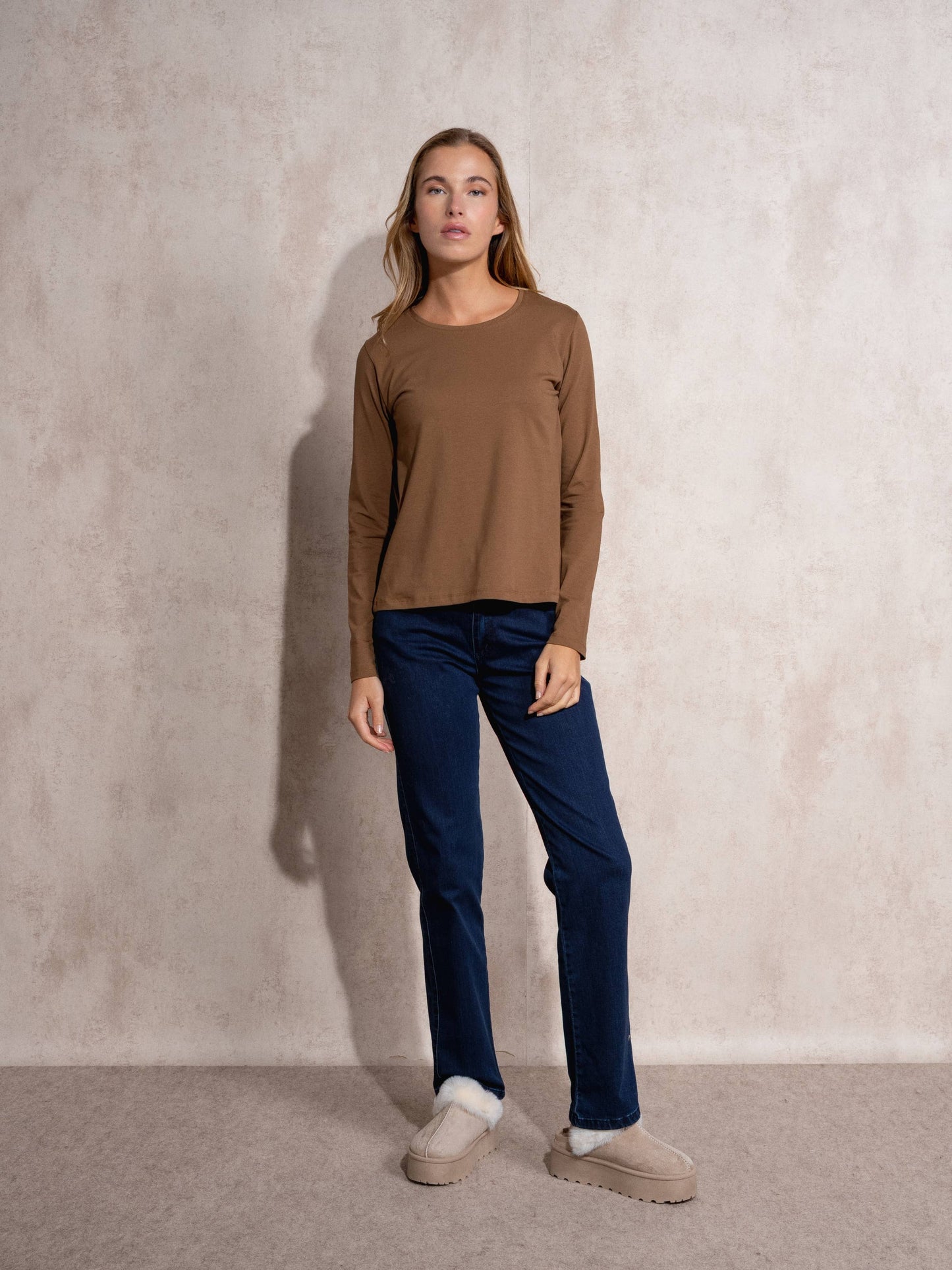 Maglia donna basic in cotone elasticizzato