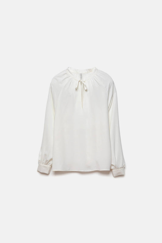 Blusa con coulisse e scollo arricciato