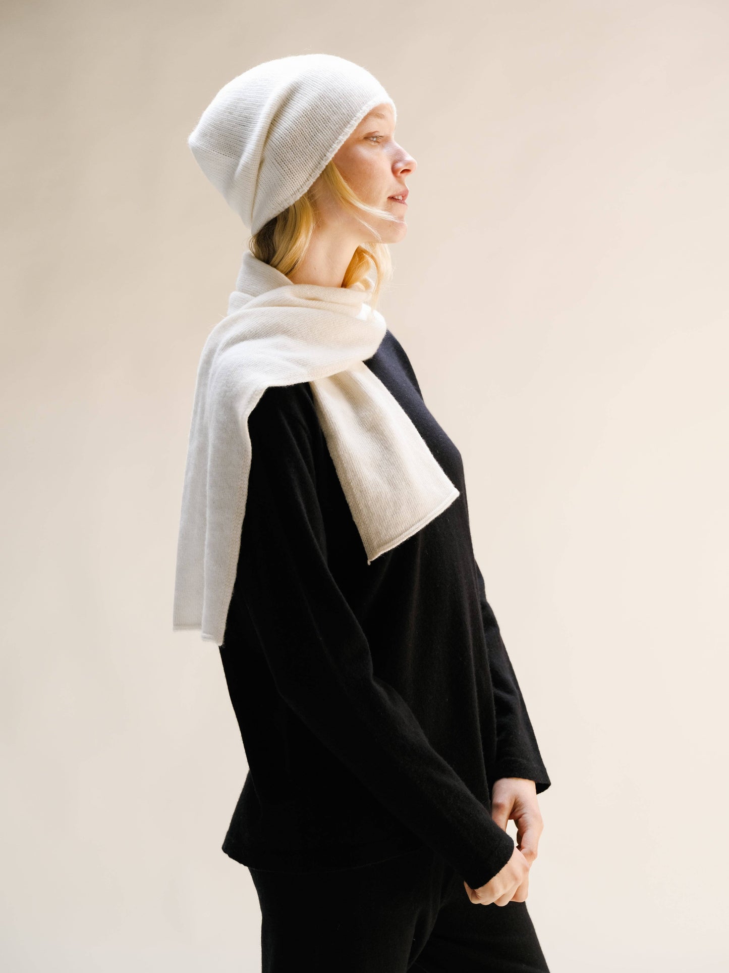 Berretto in misto cashmere a maglia tridimensionale