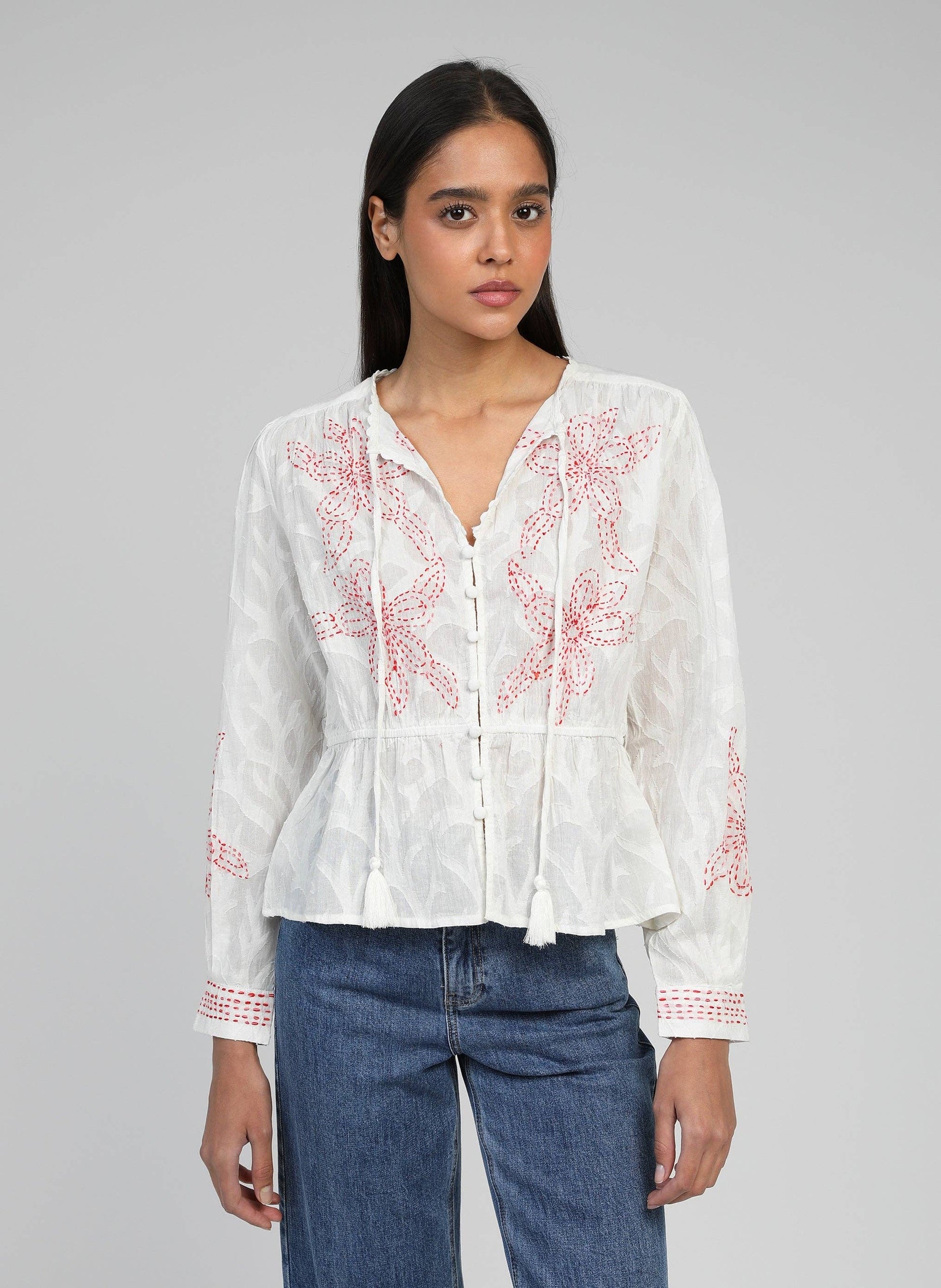 Camicia romantica in voile di cotone ricamato ecrù