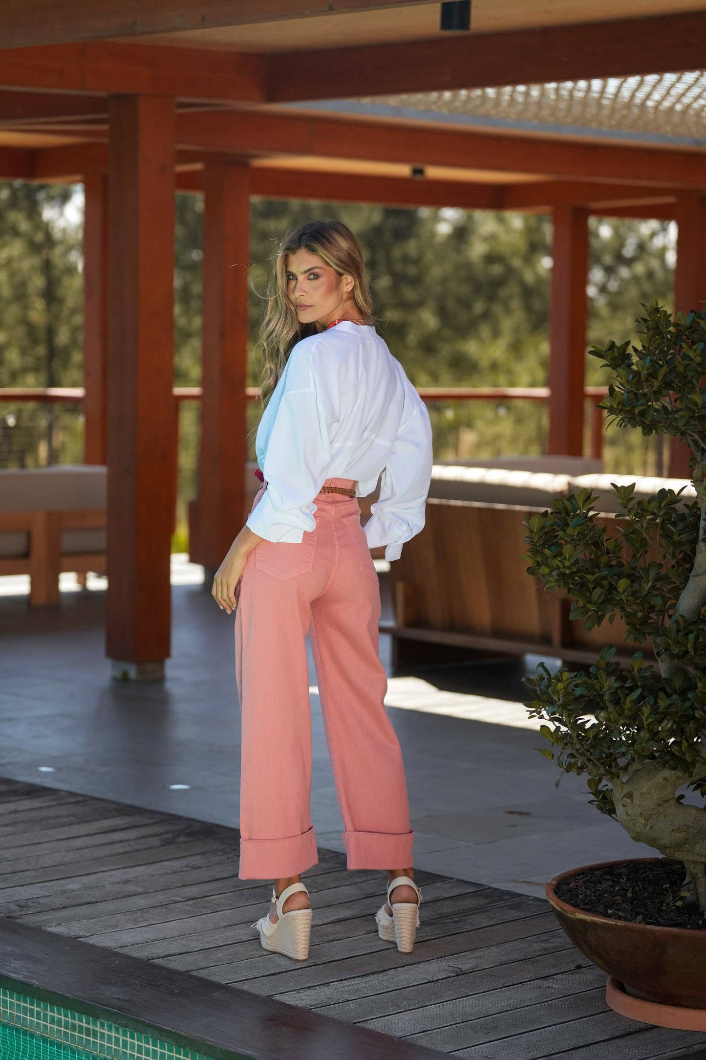 Pantaloni in twill con risvolto a vita alta