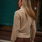 Polo in maglia leggera con scollo a V