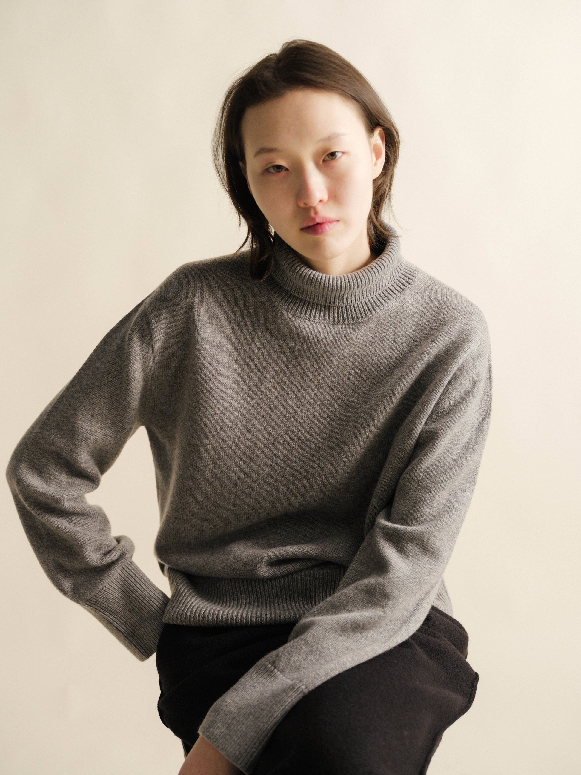 Maxi maglione a collo alto in puro cashmere