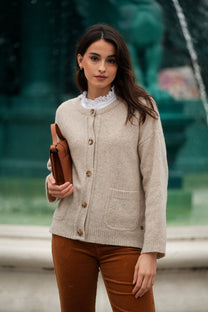 Cardigan in maglia beige con bottoni