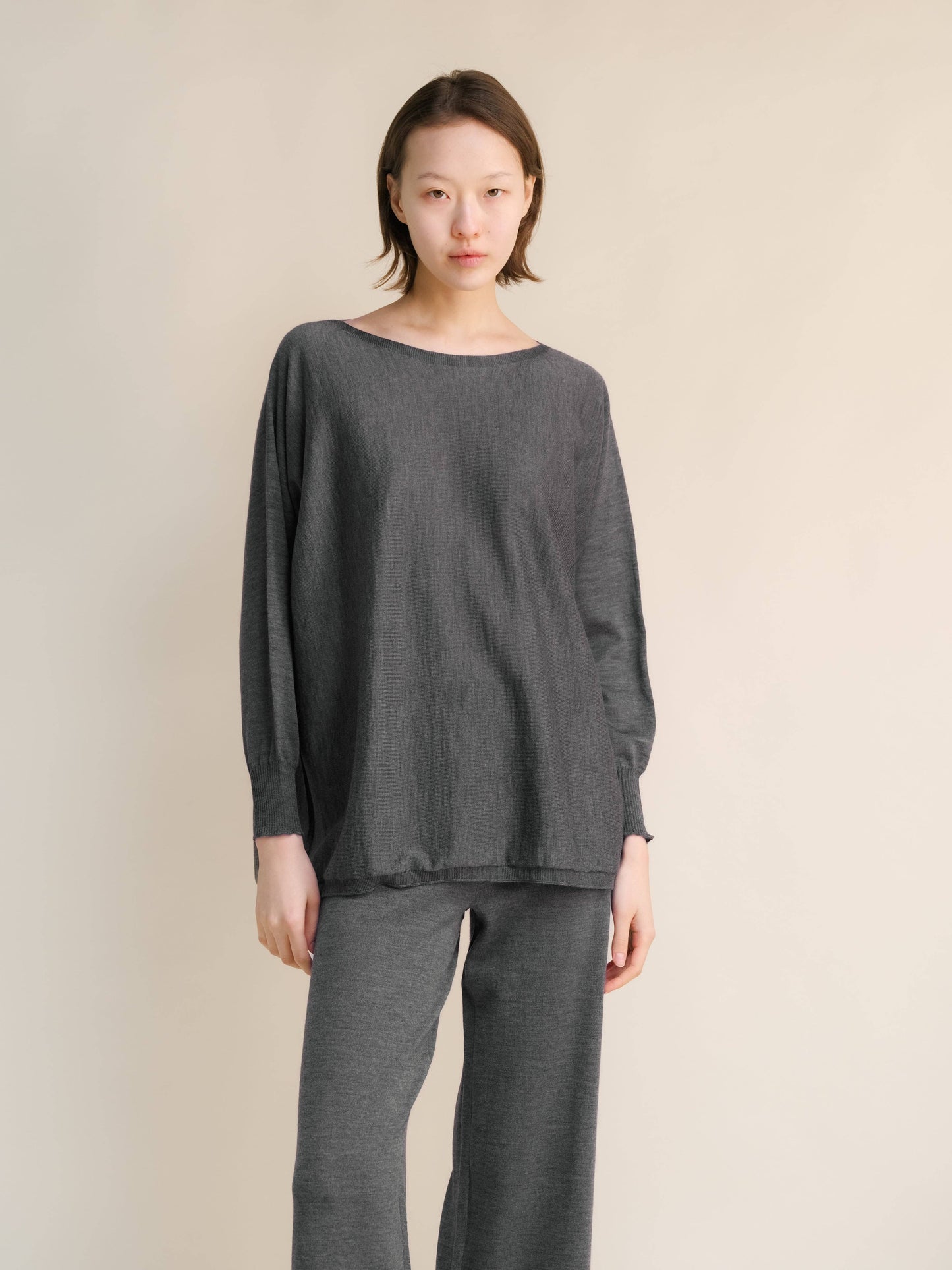 Pullover oversize a barchetta in lana merino extrafine