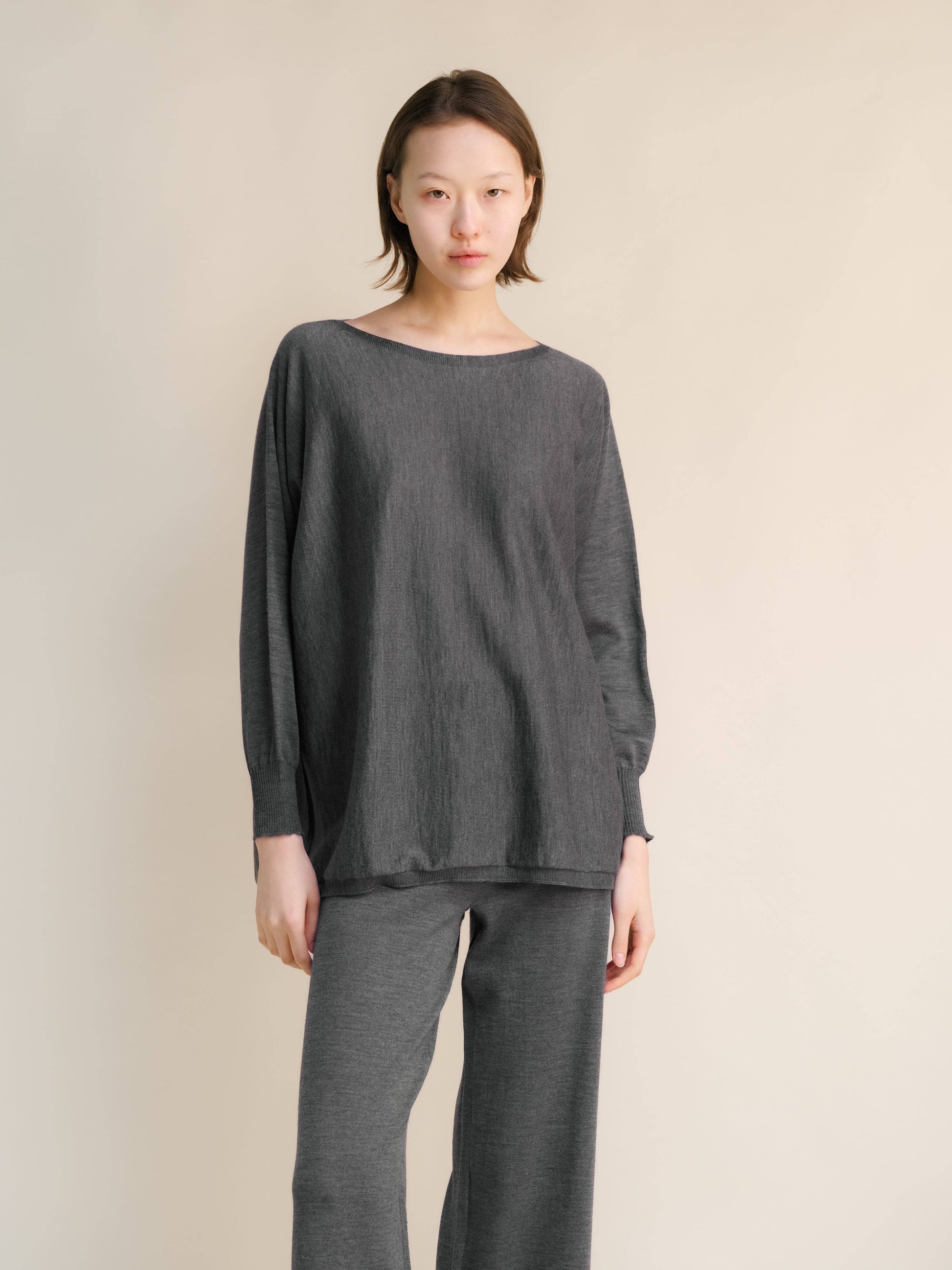 Pullover oversize a barchetta in lana merino extrafine