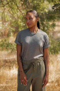 T-shirt boxy in cotone riciclato grigio mélange