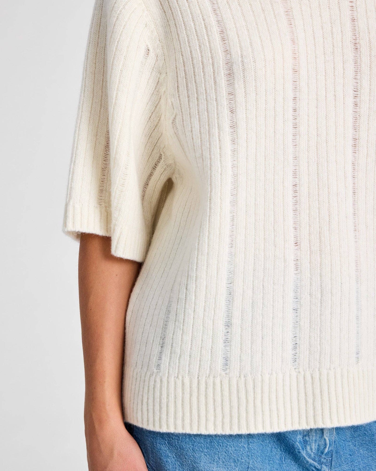 Maglione a maniche corte in lana d’agnello biologica Tulle - Bianco Sussurro