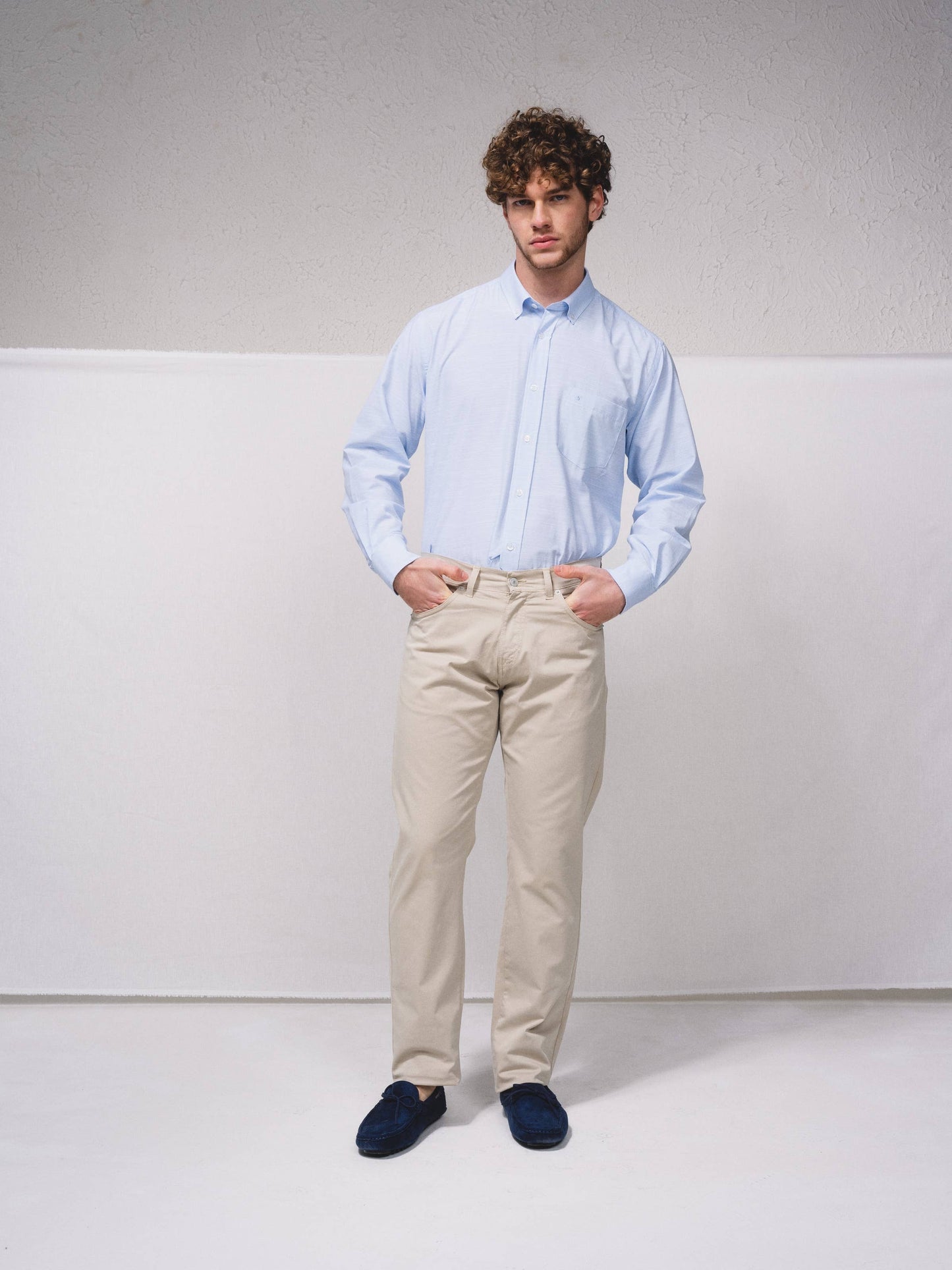 Pantaloni chino regular fit a cinque tasche