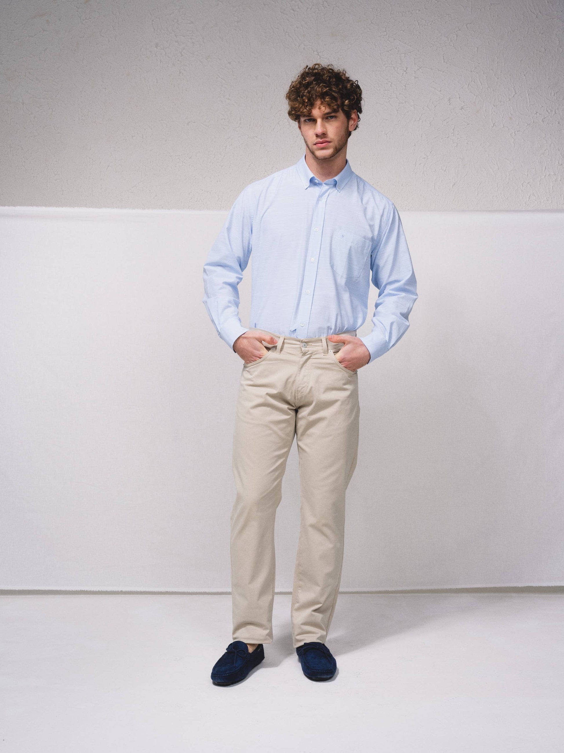 Pantaloni chino regular fit a cinque tasche