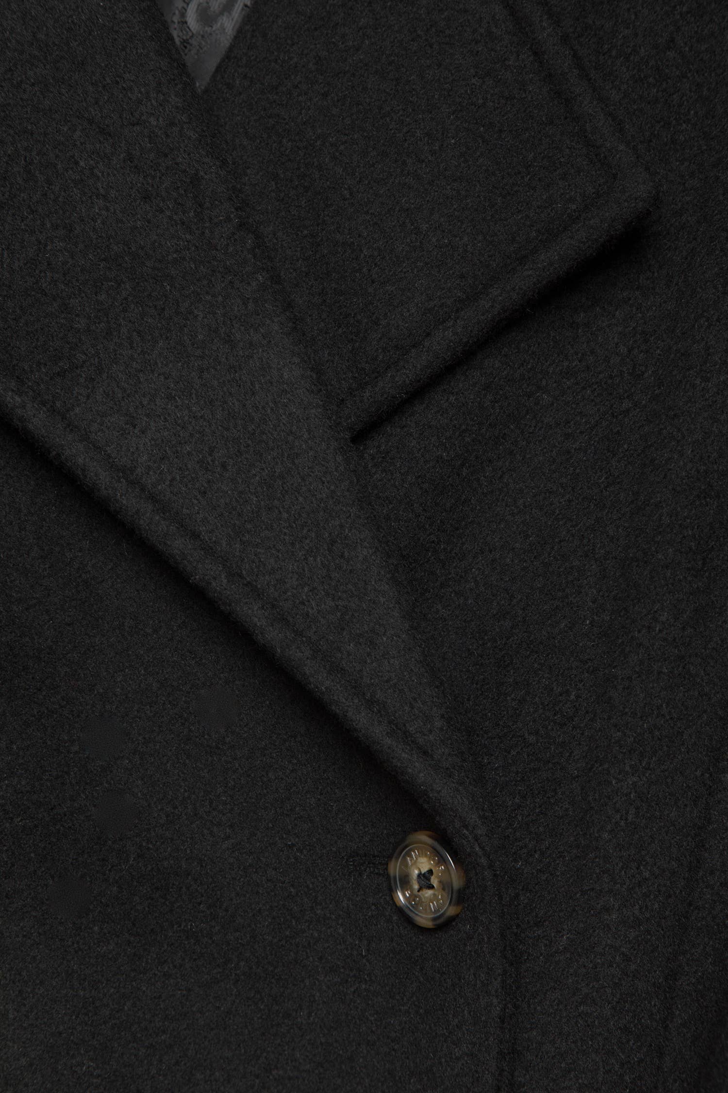 Cappotto doppiopetto con cintura