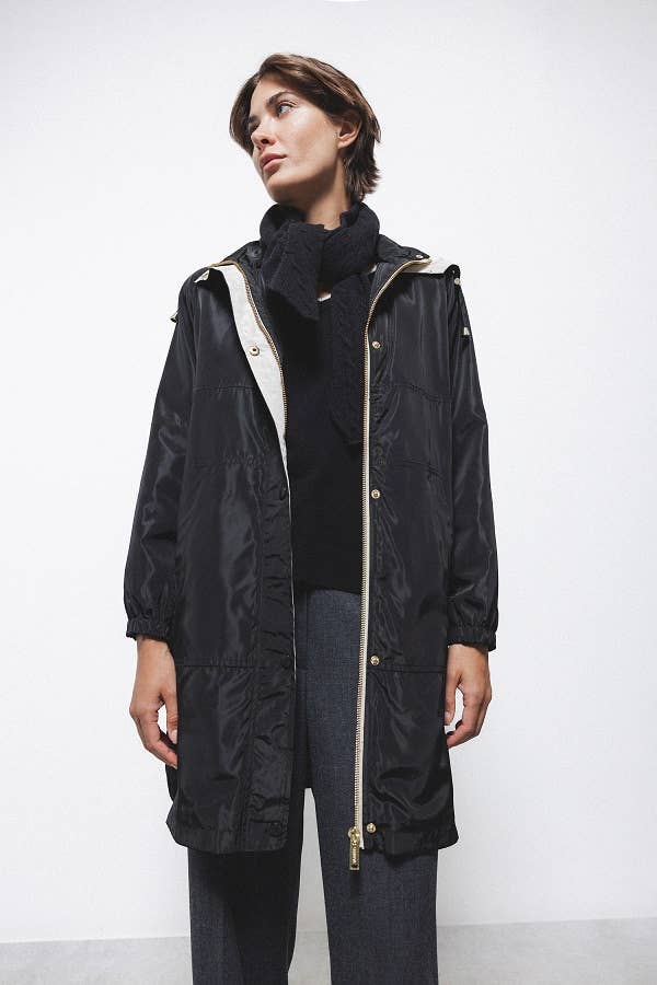 Parka lungo da donna con cappuccio e tasche