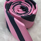 Cravatta a righe rosa e blu navy