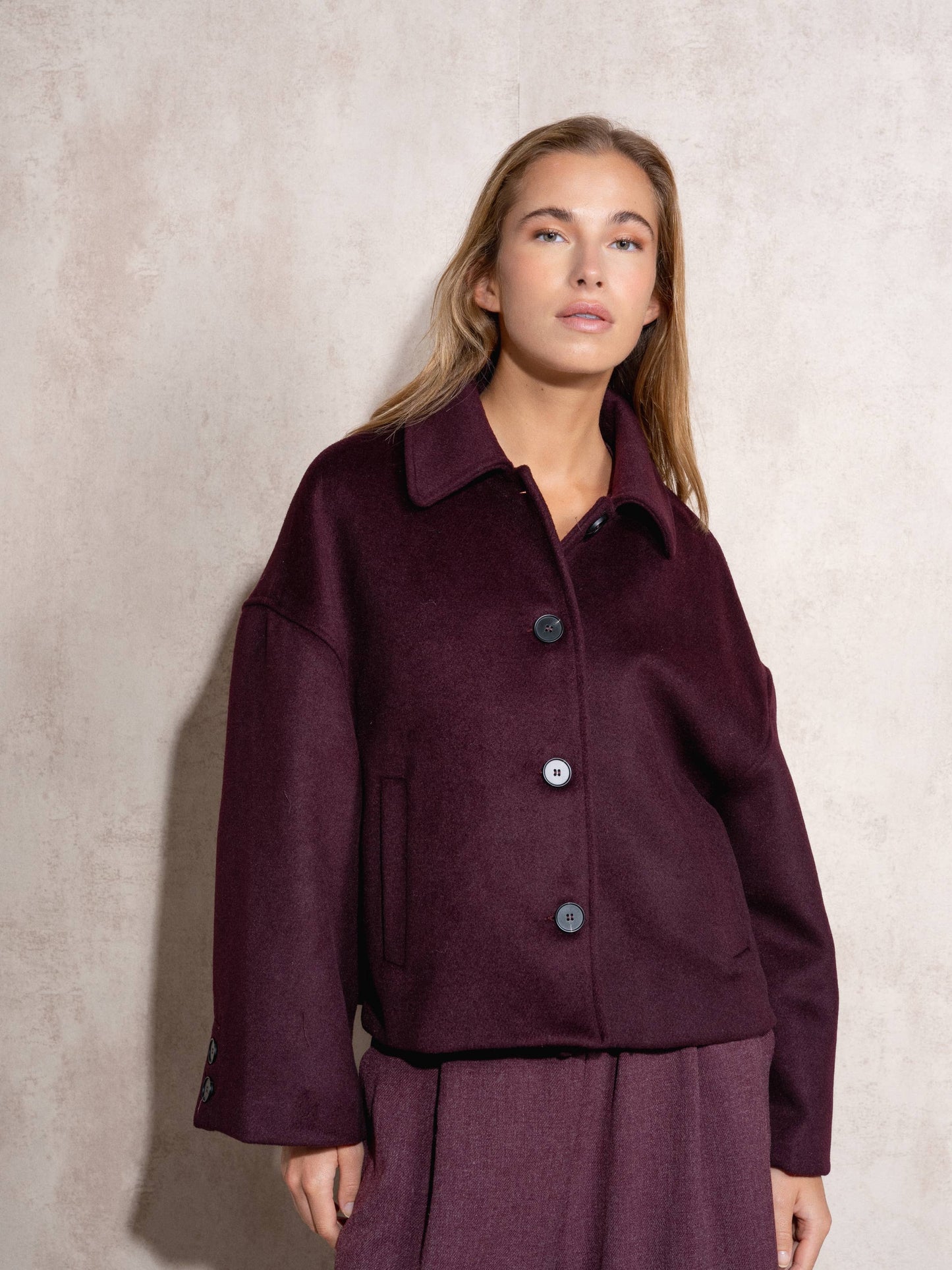 Cappotto corto oversize in misto lana
