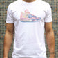 T-shirt con stampa sneakers in cotone biologico