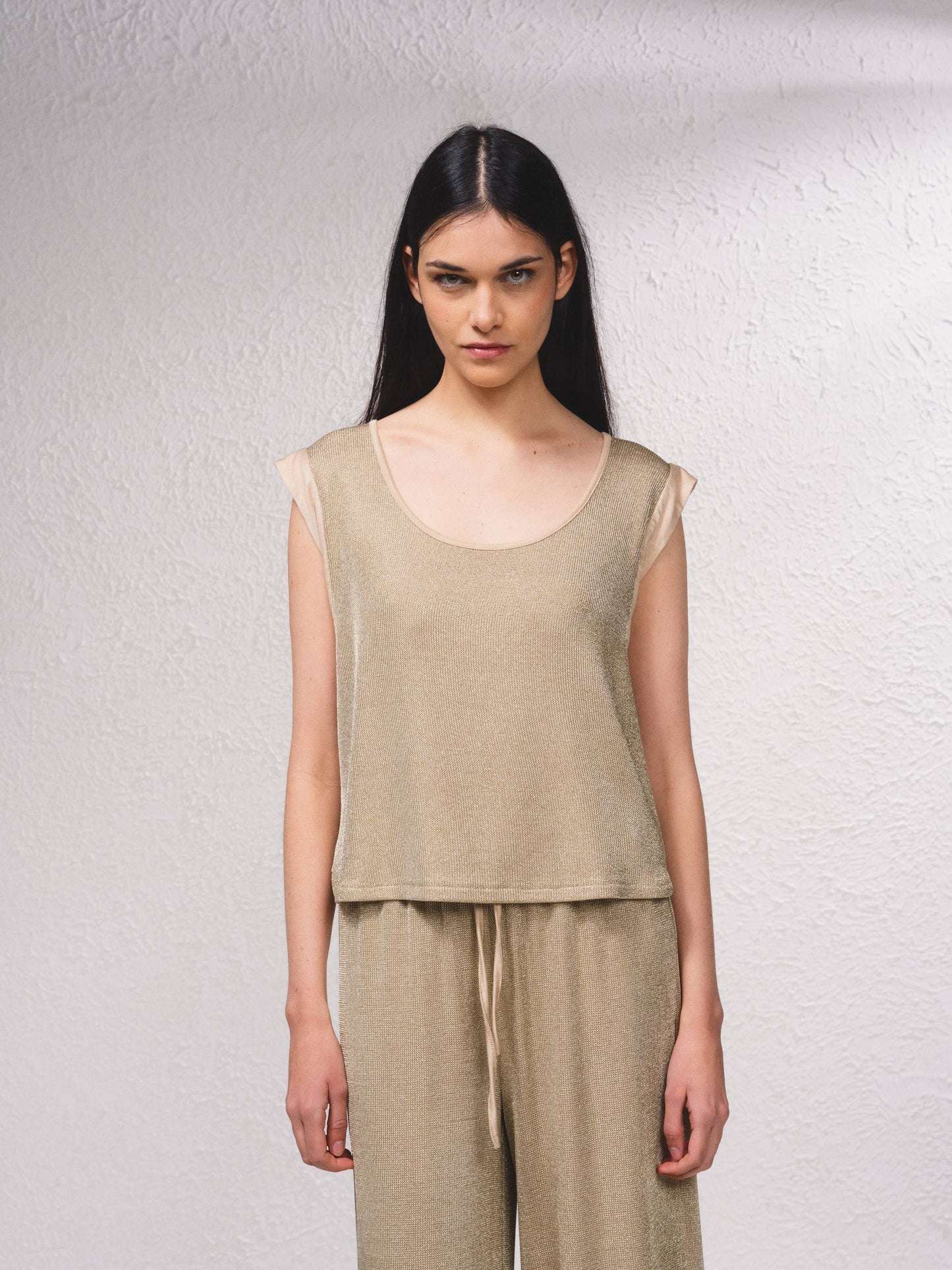 T-shirt in lurex metallizzato con maniche ad aletta