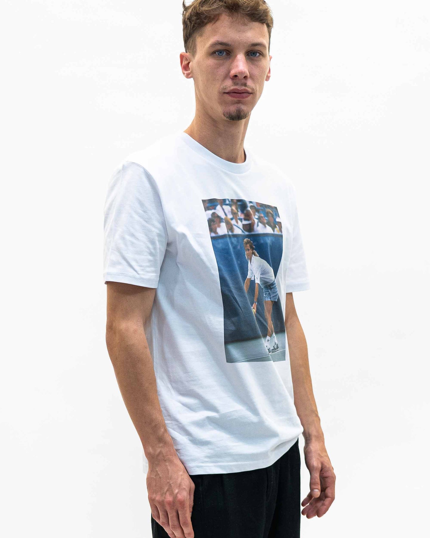 T-shirt Agassi Legend con foto vintage di tennis