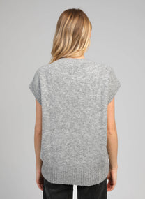 Maglione smanicato oversize girocollo in maglia spessa