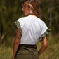 T-shirt con volant a contrasto
