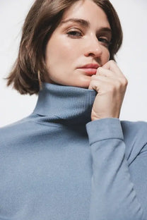 Maglione dolcevita in maglia rasata