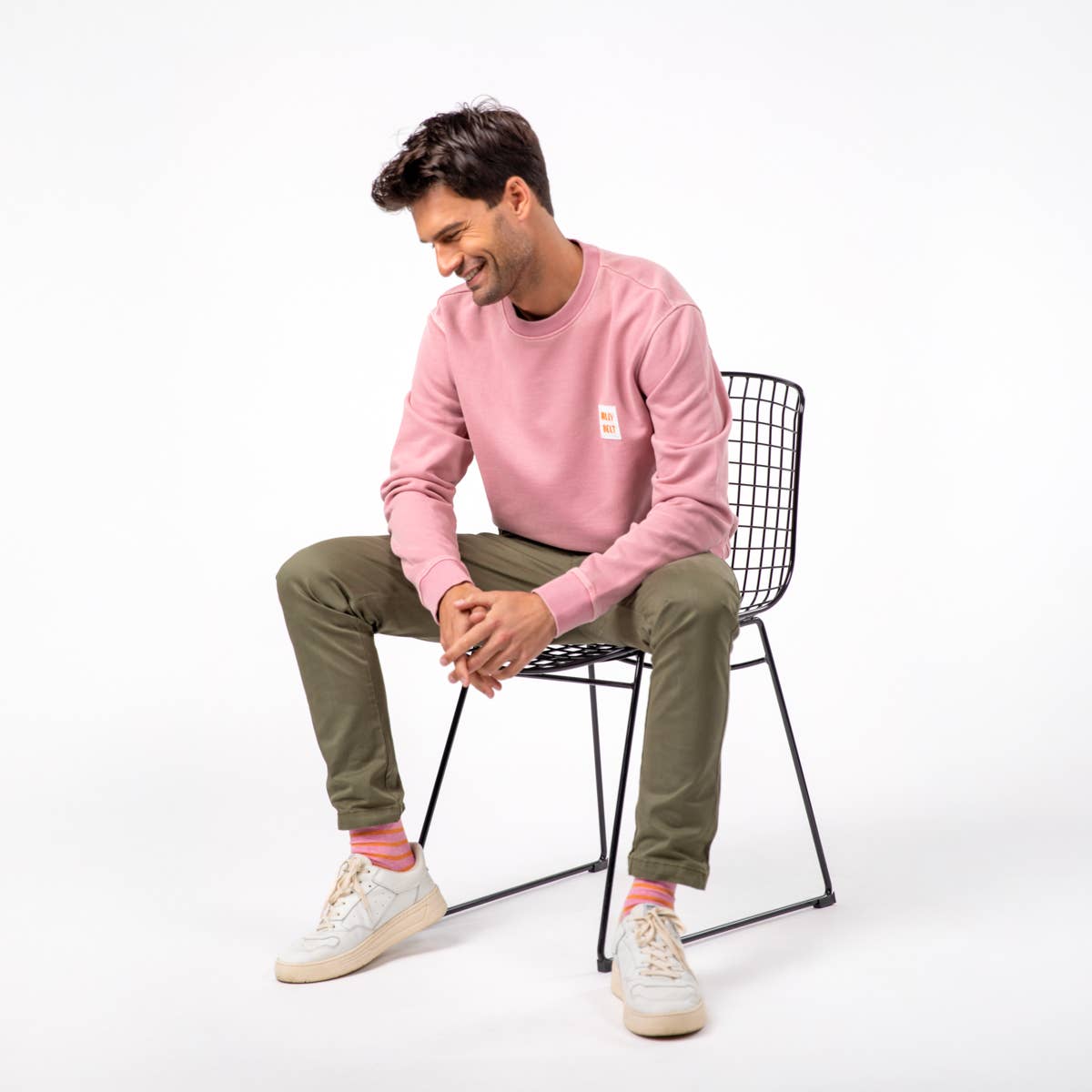 Felpa unisex rosa in cotone biologico con patch logo