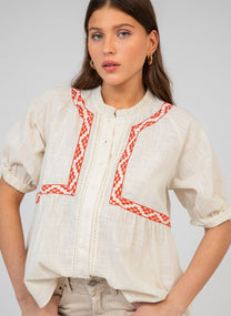 Camicia ecru SIAMANY in voile di cotone con ricamo