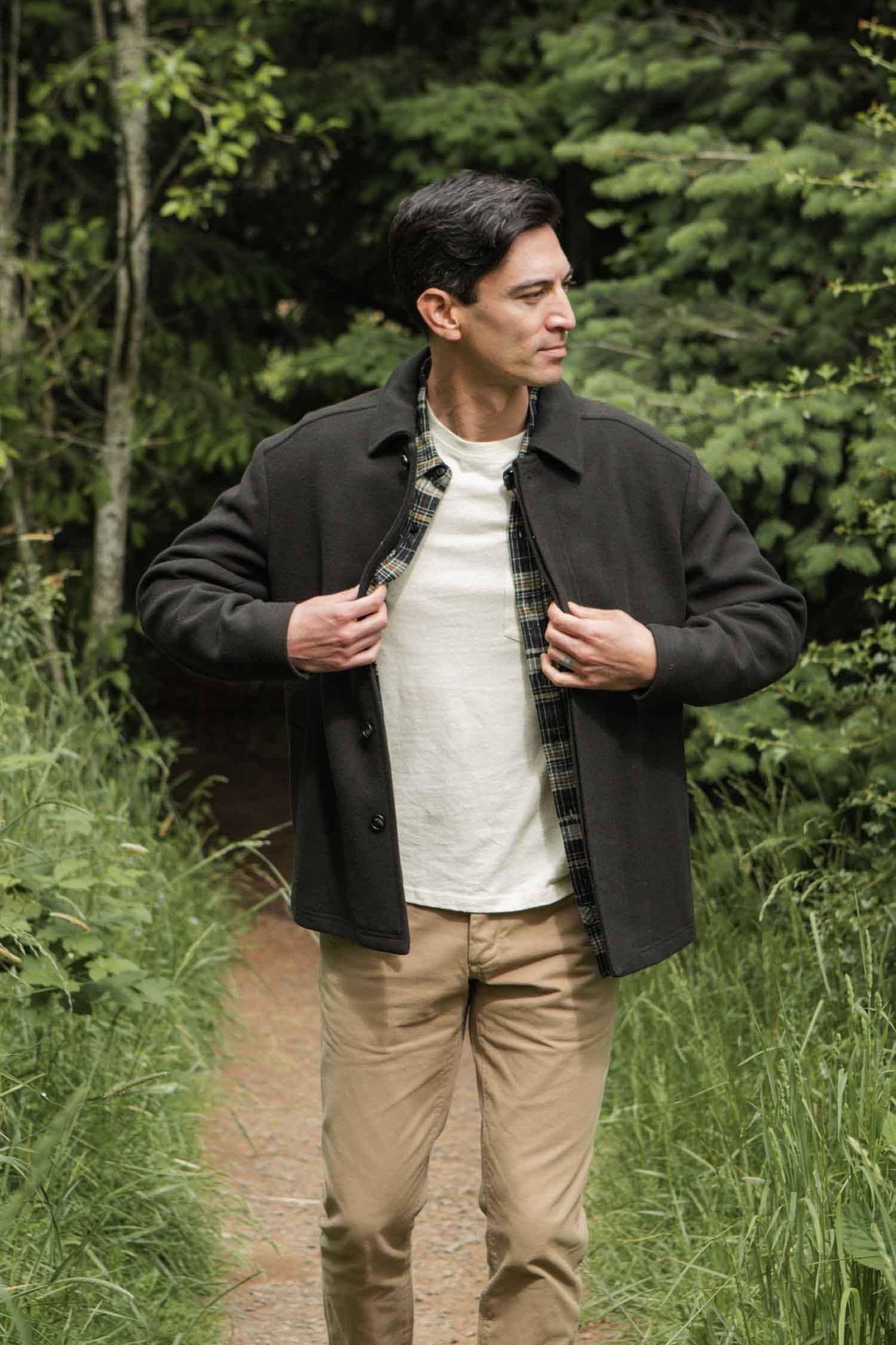Cappotto corto Clive in lana verde salvia scuro