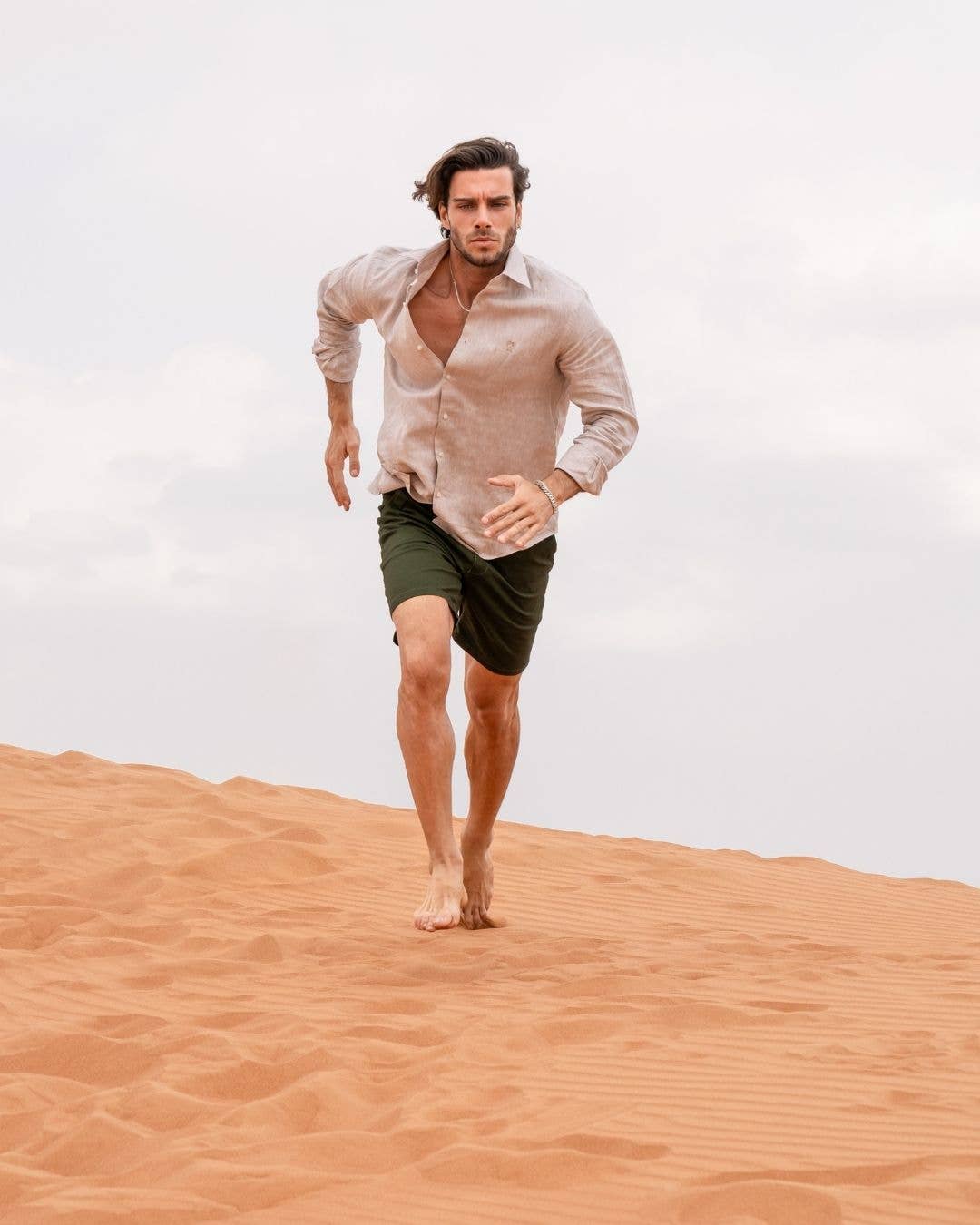 Camicia in lino riciclato beige da uomo