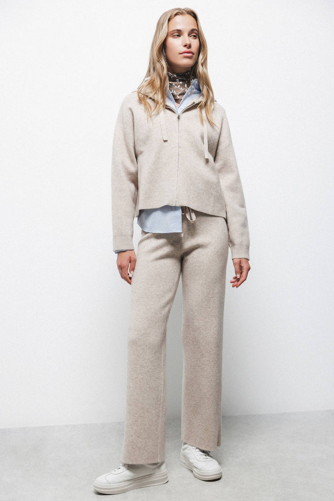 Pantaloni in maglia con coulisse e vita elastica