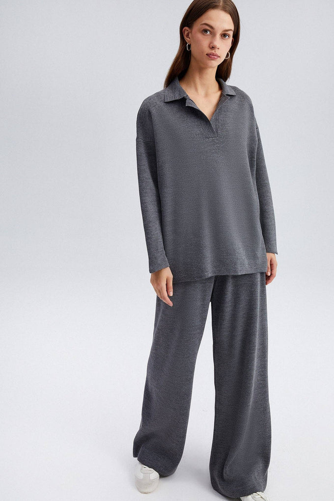 Set tunica e pantaloni in maglia con colletto