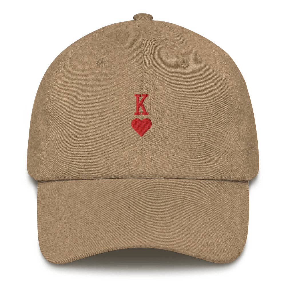 Cappellino dad hat in cotone con ricamo King e cinturino regolabile