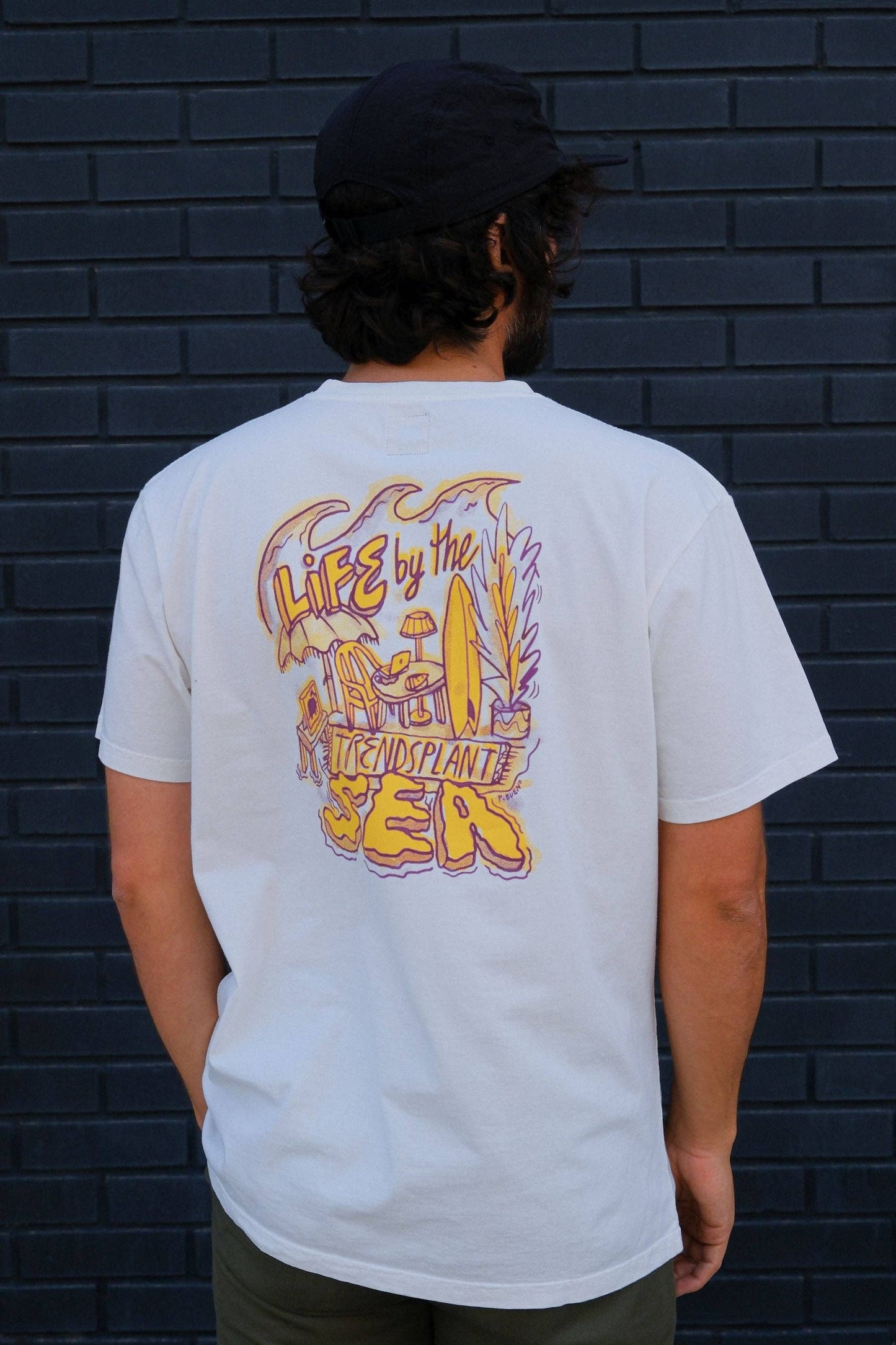 T-shirt pigmentata bianca “Life by the Sea VII”