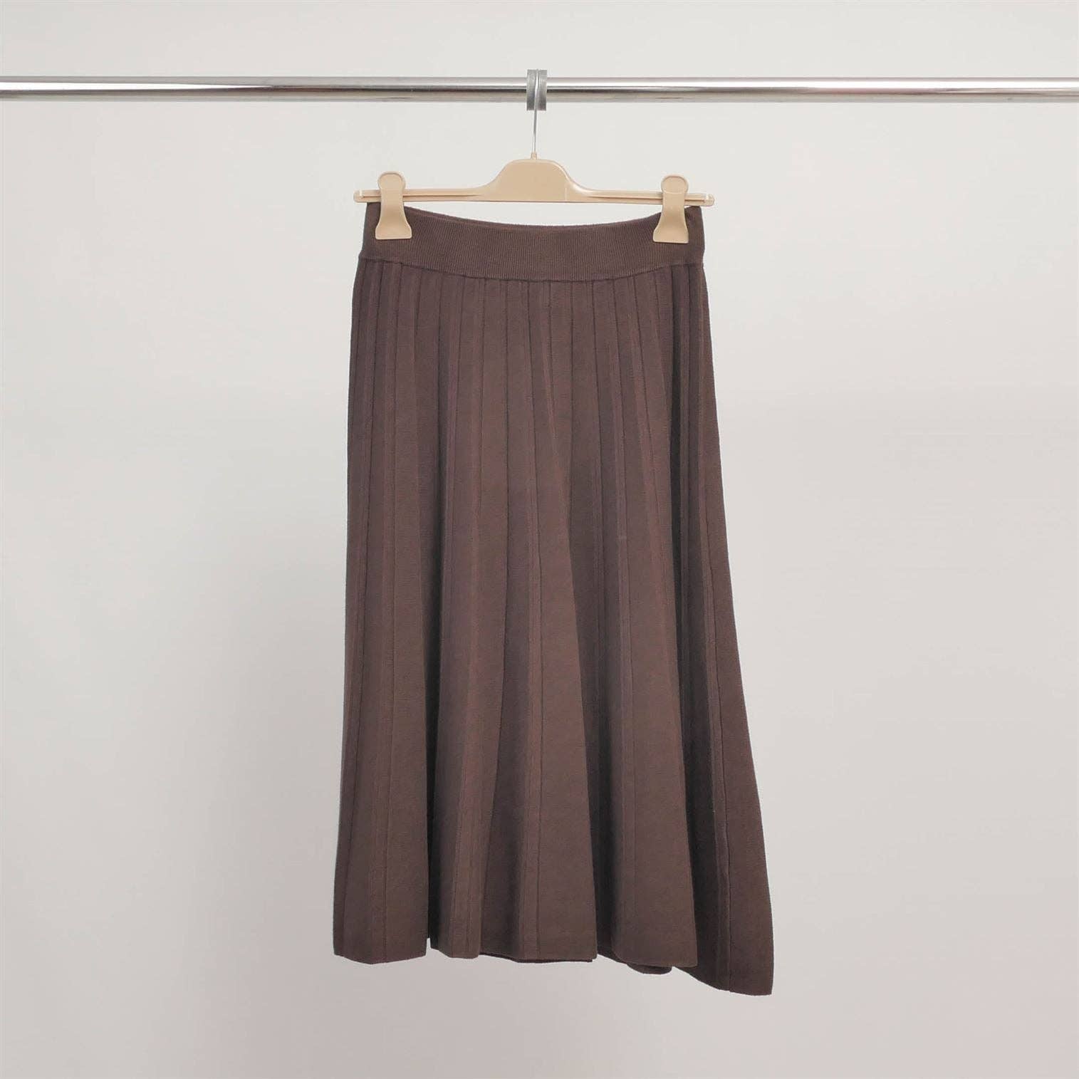 Gonna midi in maglia plissettata elasticizzata