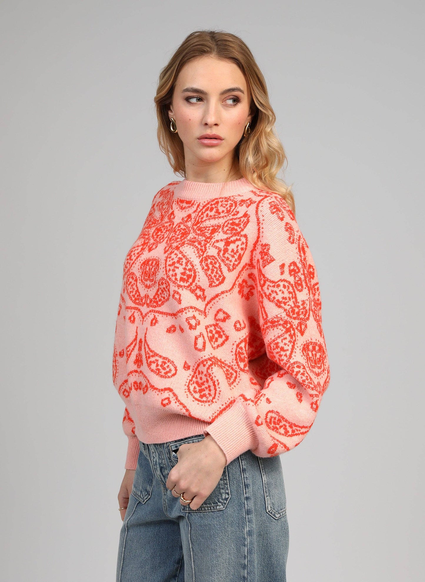 Maglione oversize jacquard bandana color pesca