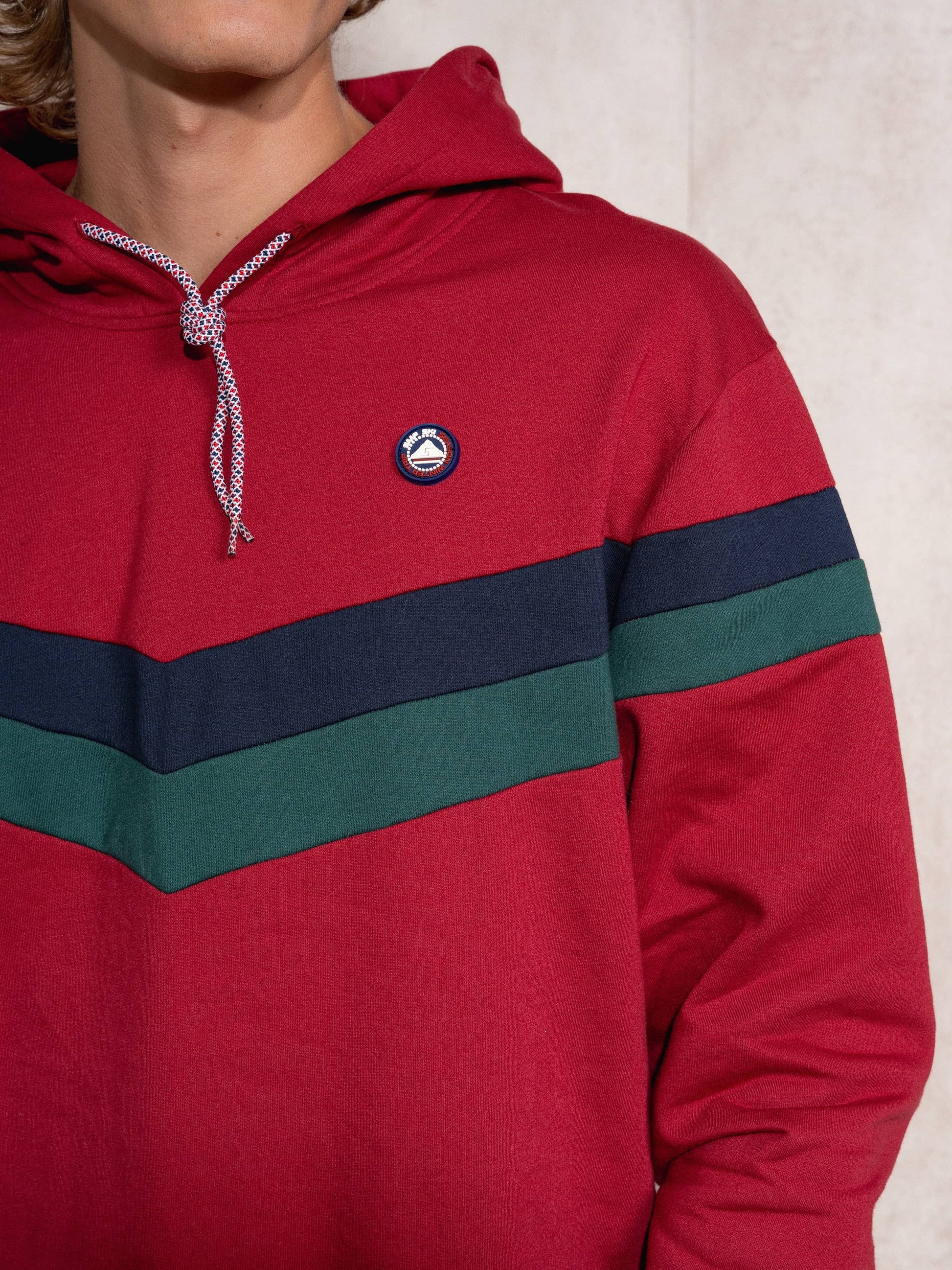 Felpa con cappuccio color block da uomo