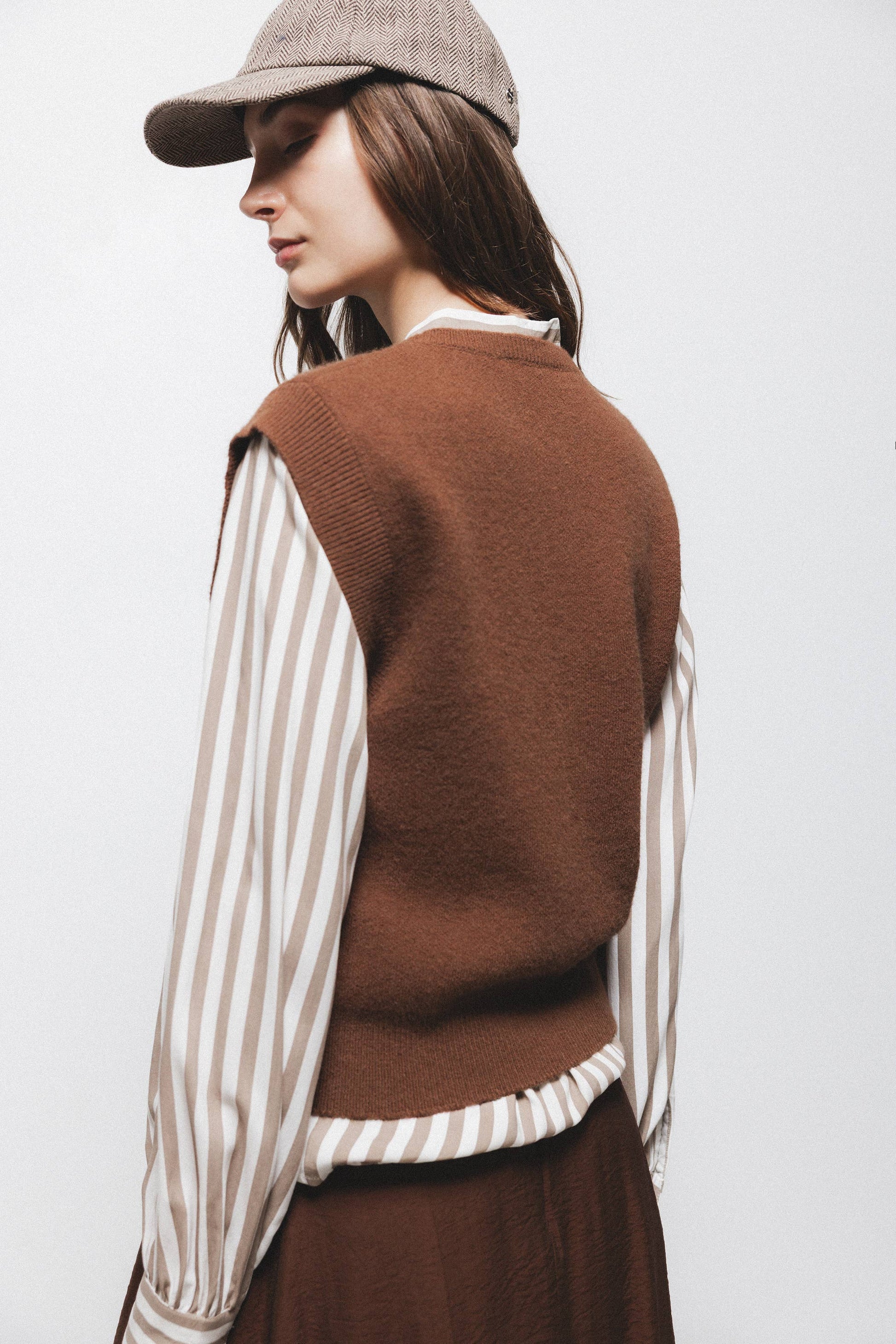 Gilet in maglia rasata girocollo