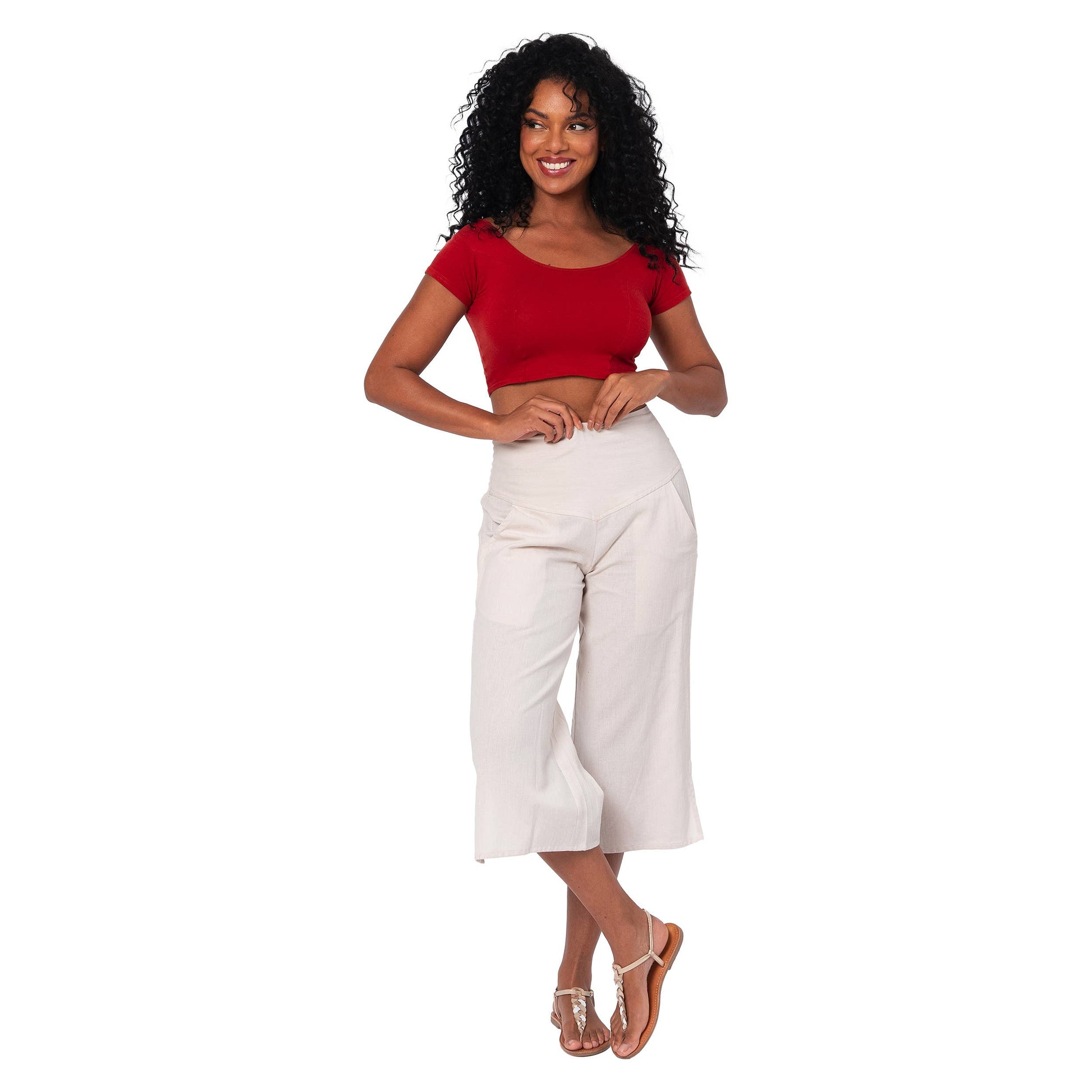 Pantaloni estivi cropped in cotone e lino beige